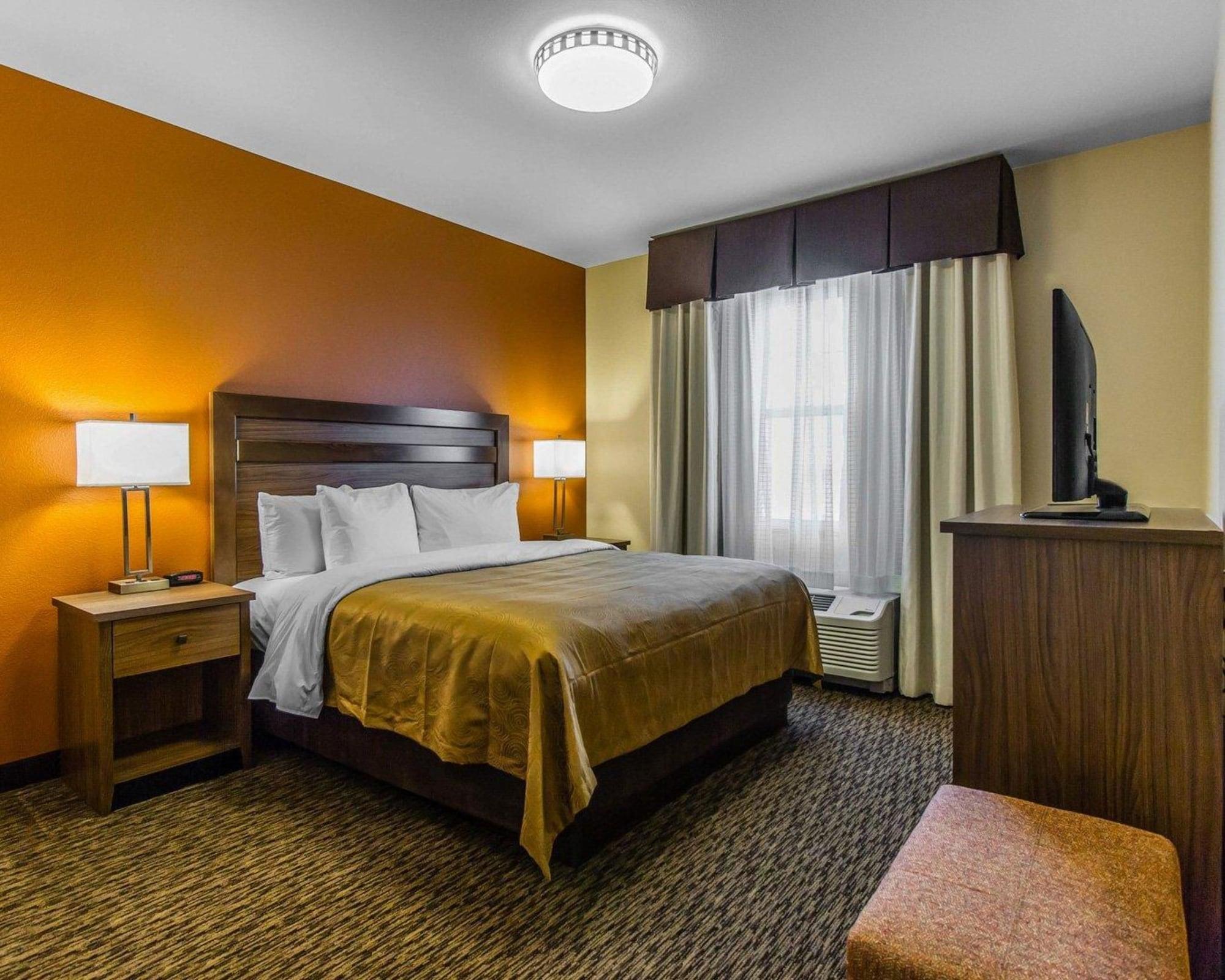 Mainstay Suites Watford City - Event Center Extérieur photo