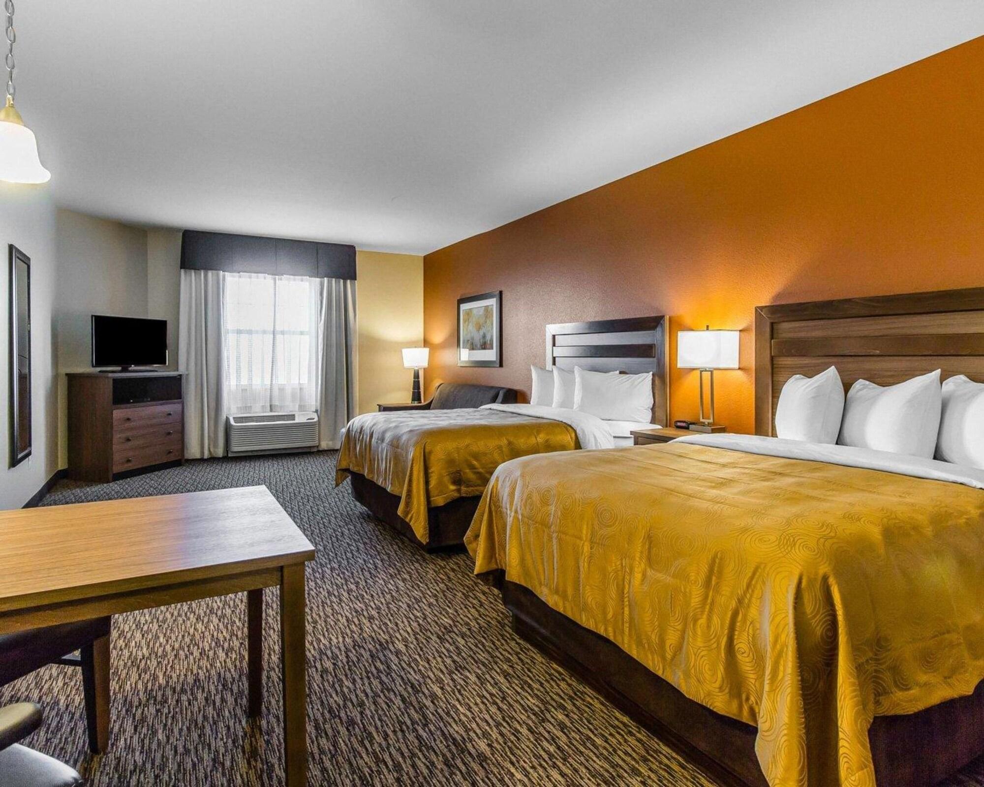 Mainstay Suites Watford City - Event Center Extérieur photo