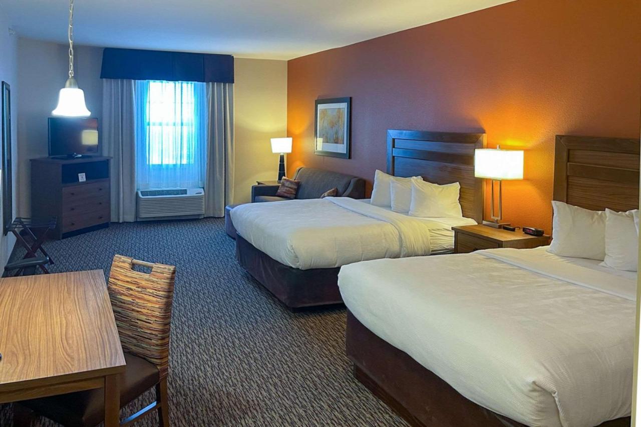 Mainstay Suites Watford City - Event Center Extérieur photo