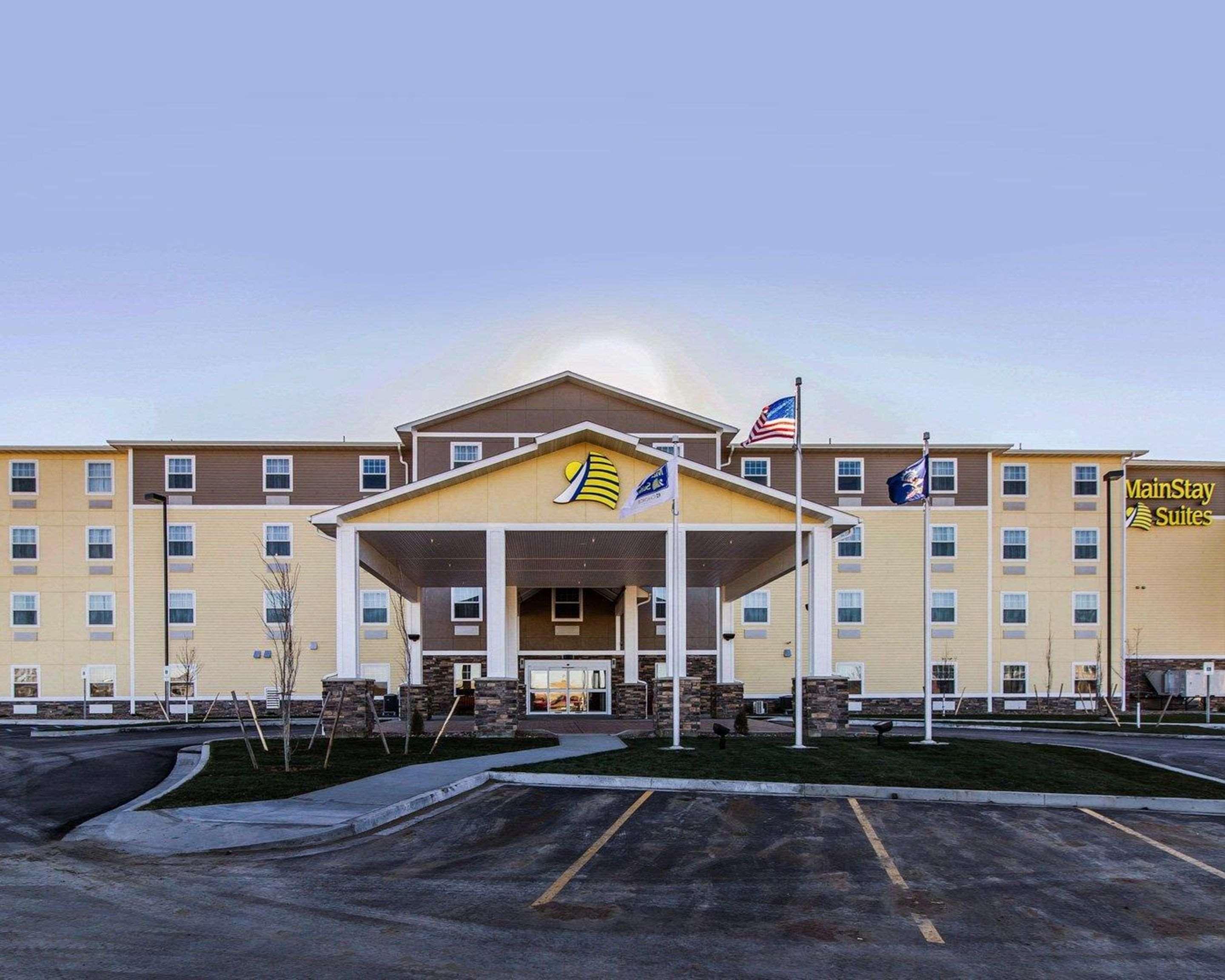 Mainstay Suites Watford City - Event Center Extérieur photo