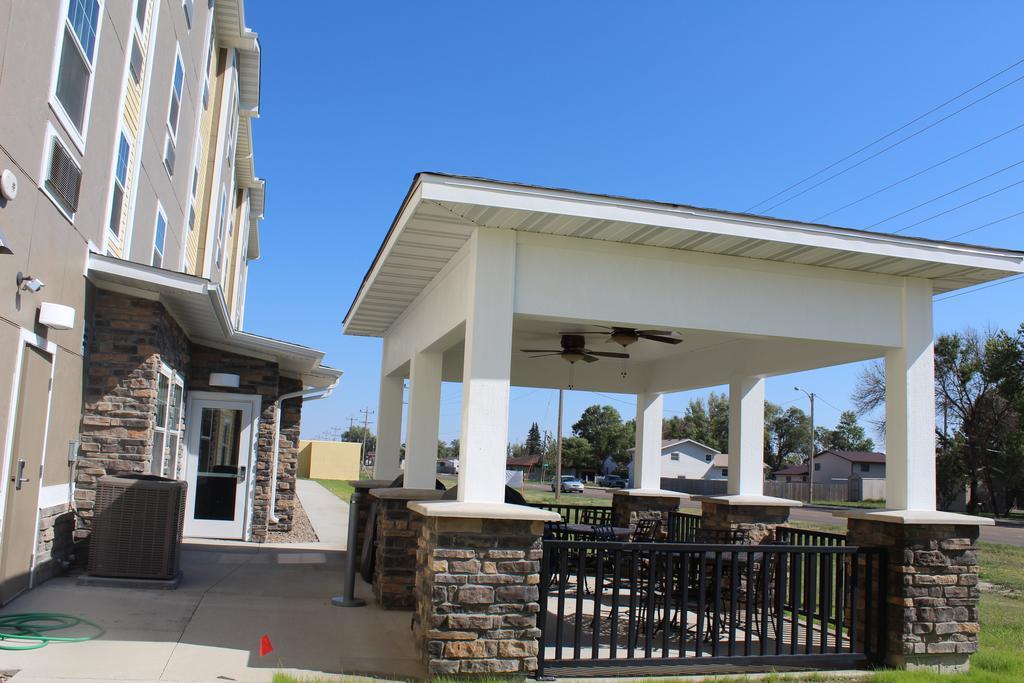 Mainstay Suites Watford City - Event Center Extérieur photo